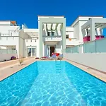 White Pearl Villa Gennadi