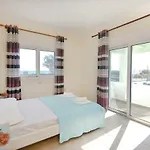 White Pearl Villa Gennadi