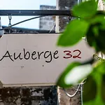 Auberge 32 Old Town