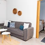 Dimitras Luxus House