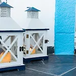 Dimitras Luxus House