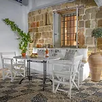 Amarada City Suites