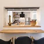 Alia Apartments