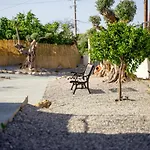 M&B House