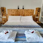 Sea Sound Haraki Apartment