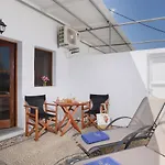 Meandros Suites