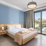 Three Ways Apartments