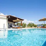 Luna Rossa Beachhouse