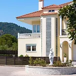 Villa Montefile