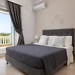 Villa Montefile