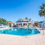 Muses Hotel