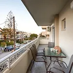Bon Bonheur Apartments