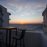 Solsidan Rooms