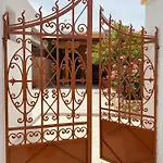 Archangelos Family House