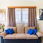 Colonial Family Apartment #3