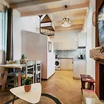 Myrovolos Luxury Suites