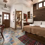 Ey Sofias Suites