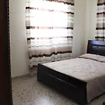 Flora'S Traditional Family House