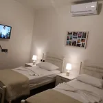 Sunny Holidays Apartment