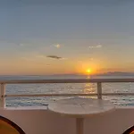 Four Season Colorado Hotel (Adults Only)