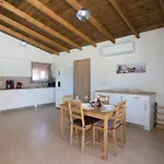Serenity Studio Beach Home