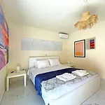 New Luxurious Apartment - 1 Minute From Elli Beach