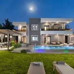 Harmony Residences Pool Villas