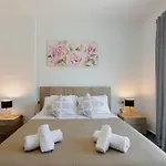 Aleanna Cozy Luxury Apartments