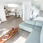 Euphoria Blue Villa Στην Περιοχή Ιξιά