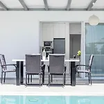 Villaphysis With Private Pool