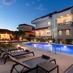 Emmelia Villa