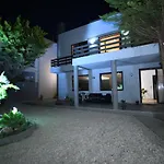 Lilies Villa