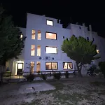 Lilies Villa