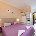 Terinikos Sunny Garden Hotel Junior Suites
