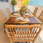 City Compass Luxury Villa