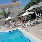 Millenioum Studios Apartments