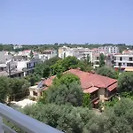 Yiannis Apartments