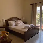 Villa Sofia With Garden, Pool And Lounge Areas