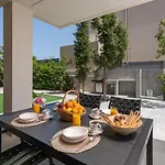 Dioni Pool House