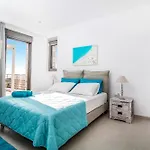 Francis & Gregorys Luxury Villas