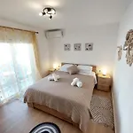 Afandou Square Apartment
