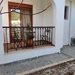 Nicolas Traditional House Istrios