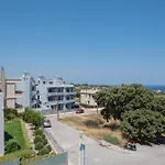 E&A Luxury Apartment With Sea View
