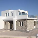 Alana Villa