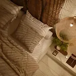 Elaia Luxury House