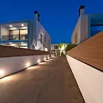 Momentum Villas