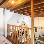Fedra'S Traditional House