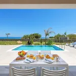 Villa Panaxia Akte