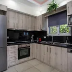 Sunny Villa