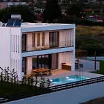 D&R Boutique Villas R